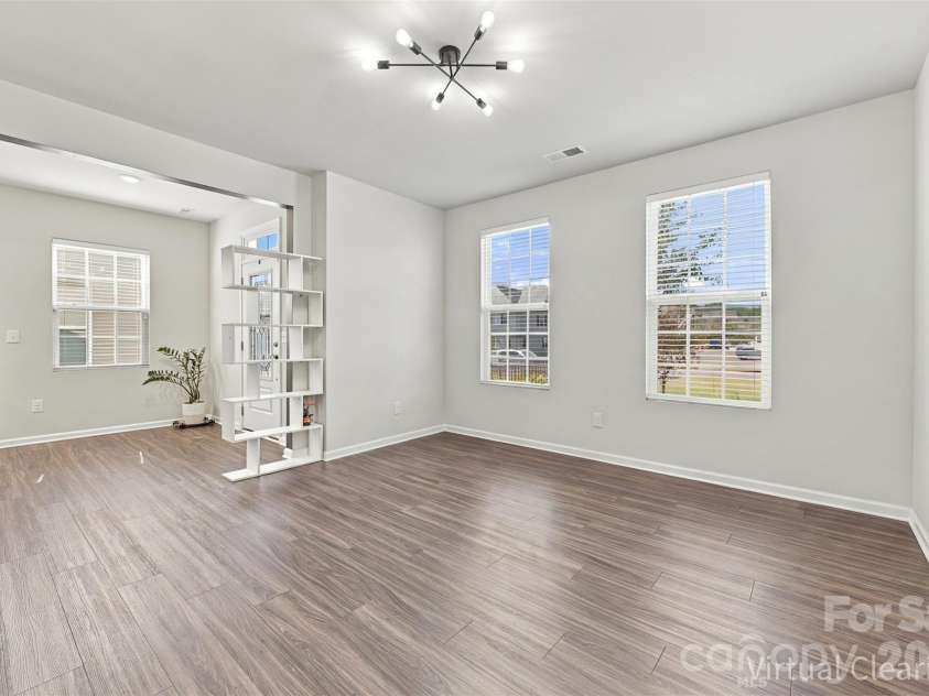 12732 Wandering Brook Drive, Charlotte, NC 28273.  MLS# CAR4430783, YatesRealty ID 55700. 
