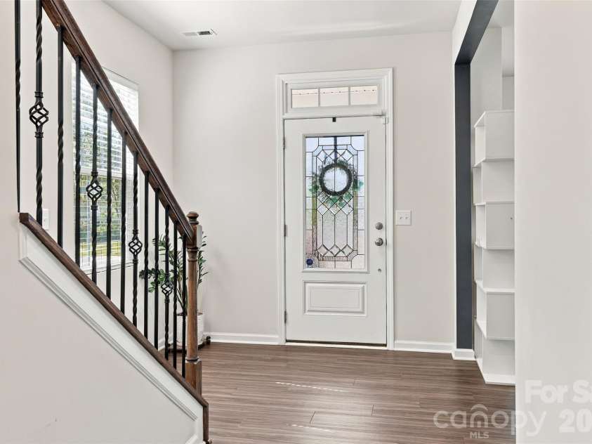 12732 Wandering Brook Drive, Charlotte, NC 28273.  MLS# CAR4430783, YatesRealty ID 55700. 