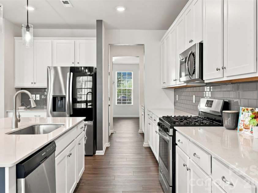 12732 Wandering Brook Drive, Charlotte, NC 28273.  MLS# CAR4430783, YatesRealty ID 55700. 