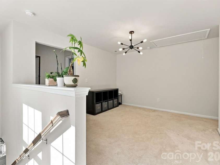 12732 Wandering Brook Drive, Charlotte, NC 28273.  MLS# CAR4430783, YatesRealty ID 55700. 