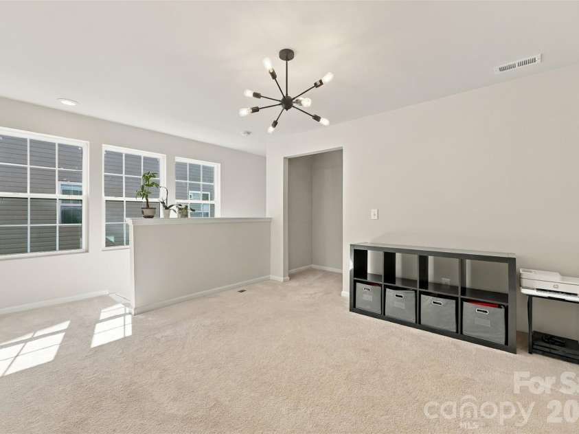 12732 Wandering Brook Drive, Charlotte, NC 28273.  MLS# CAR4430783, YatesRealty ID 55700. 