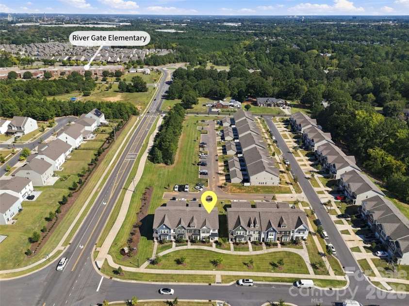 12732 Wandering Brook Drive, Charlotte, NC 28273.  MLS# CAR4430783, YatesRealty ID 55700. 