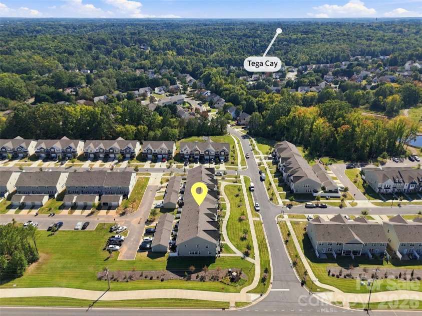 12732 Wandering Brook Drive, Charlotte, NC 28273.  MLS# CAR4430783, YatesRealty ID 55700. 