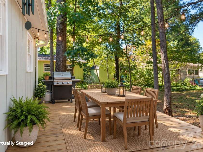 49 Harris Avenue, Asheville, NC 28806.  MLS# CAR4431088, YatesRealty ID 55703. 
