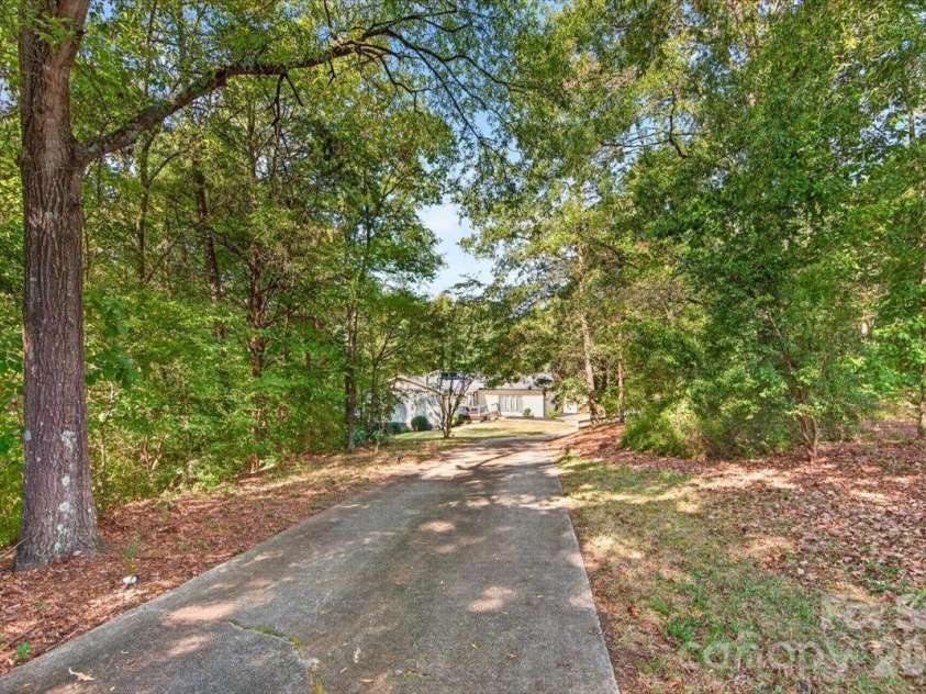 16 Cove Creek Place, Concord, NC 28025.  MLS# CAR4430765, YatesRealty ID 55707. 