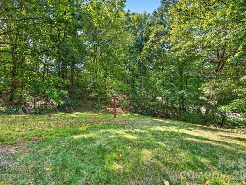 16 Cove Creek Place, Concord, NC 28025.  MLS# CAR4430765, YatesRealty ID 55707. 