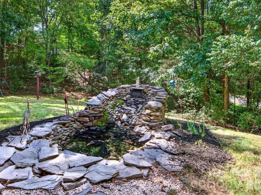 16 Cove Creek Place, Concord, NC 28025.  MLS# CAR4430765, YatesRealty ID 55707. 