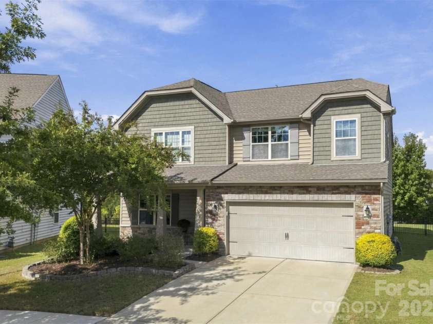 108 Rainbow Trout Trail, Fort Mill, SC 29715.  MLS# CAR4430539, YatesRealty ID 55708. 