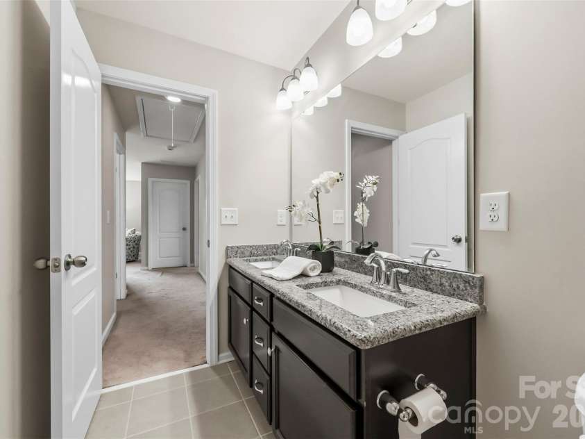 108 Rainbow Trout Trail, Fort Mill, SC 29715.  MLS# CAR4430539, YatesRealty ID 55708. 