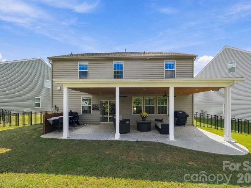 108 Rainbow Trout Trail, Fort Mill, SC 29715.  MLS# CAR4430539, YatesRealty ID 55708. 