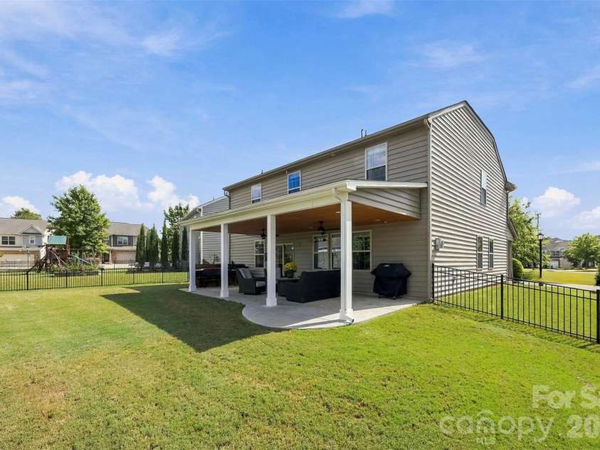 108 Rainbow Trout Trail, Fort Mill, SC 29715.  MLS# CAR4430539, YatesRealty ID 55708. 