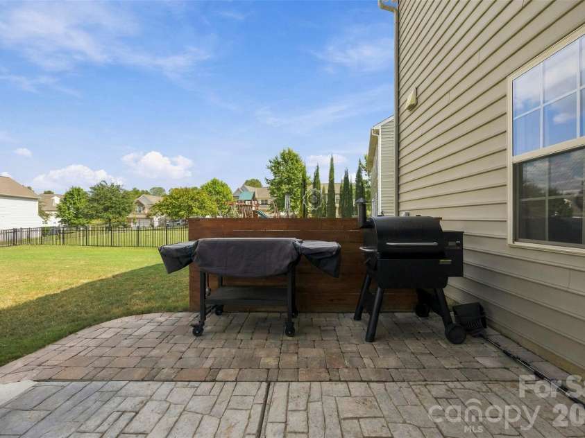 108 Rainbow Trout Trail, Fort Mill, SC 29715.  MLS# CAR4430539, YatesRealty ID 55708. 