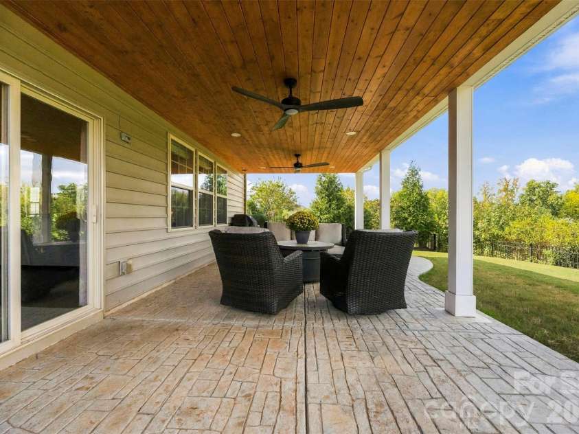 108 Rainbow Trout Trail, Fort Mill, SC 29715.  MLS# CAR4430539, YatesRealty ID 55708. 