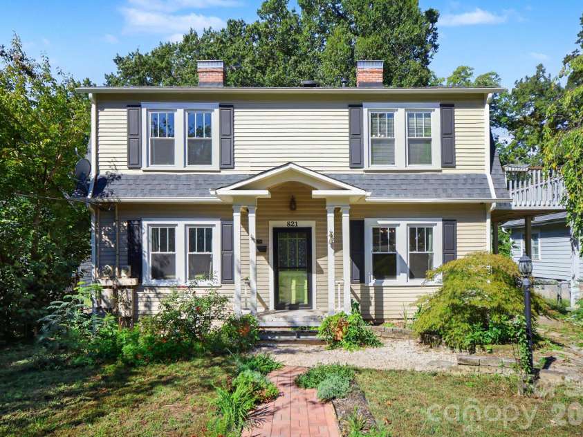 821 Chester Street, Gastonia, NC 28052.  MLS# CAR4430330, YatesRealty ID 55710. 