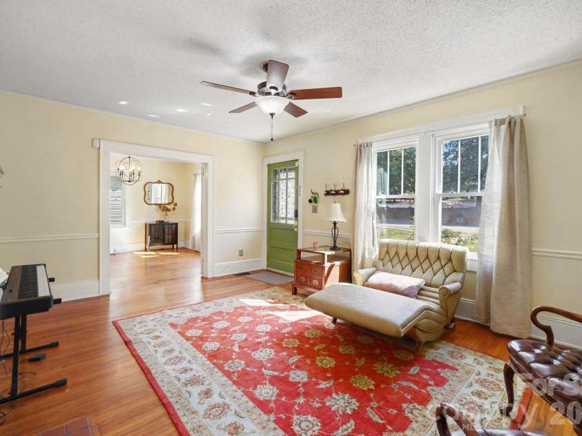 821 Chester Street, Gastonia, NC 28052.  MLS# CAR4430330, YatesRealty ID 55710. 