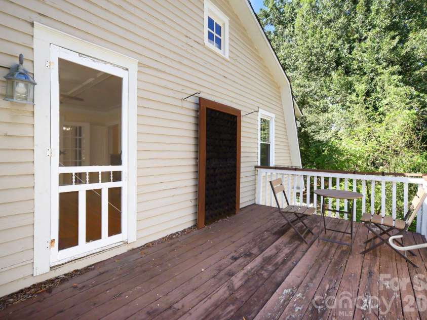 821 Chester Street, Gastonia, NC 28052.  MLS# CAR4430330, YatesRealty ID 55710. 