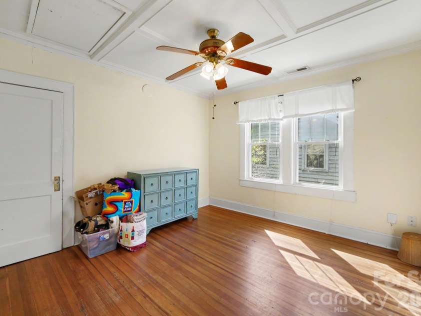 821 Chester Street, Gastonia, NC 28052.  MLS# CAR4430330, YatesRealty ID 55710. 