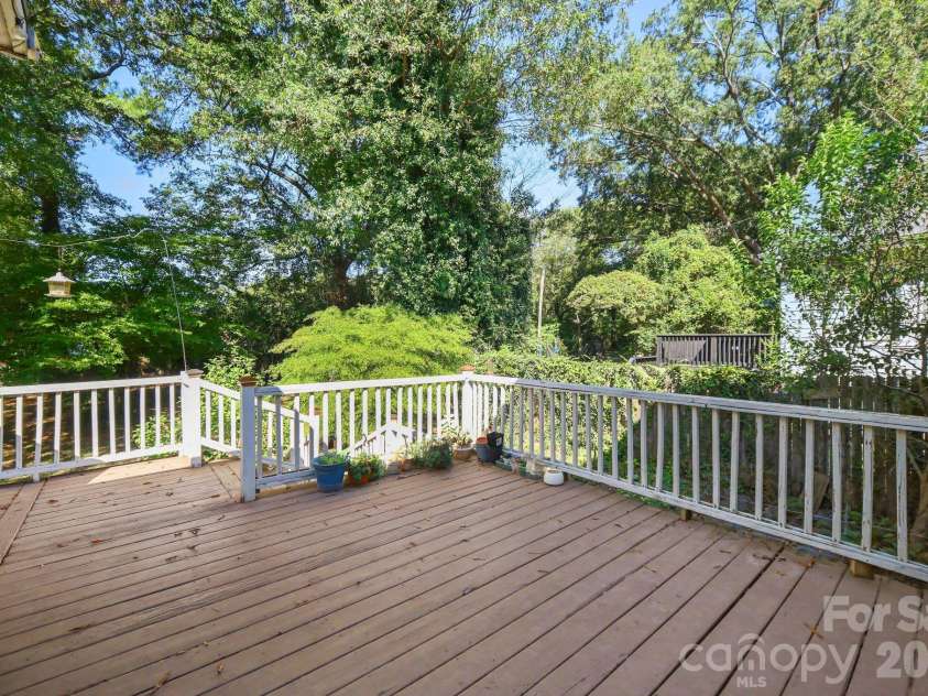 821 Chester Street, Gastonia, NC 28052.  MLS# CAR4430330, YatesRealty ID 55710. 