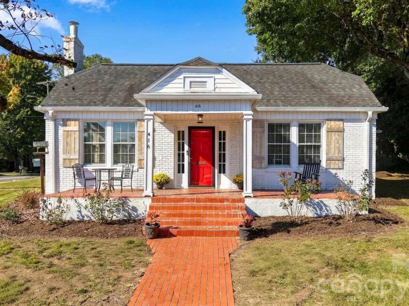 416 Kentwood Street, Lenoir, NC 28645.  MLS# CAR4430589, YatesRealty ID 55711. 