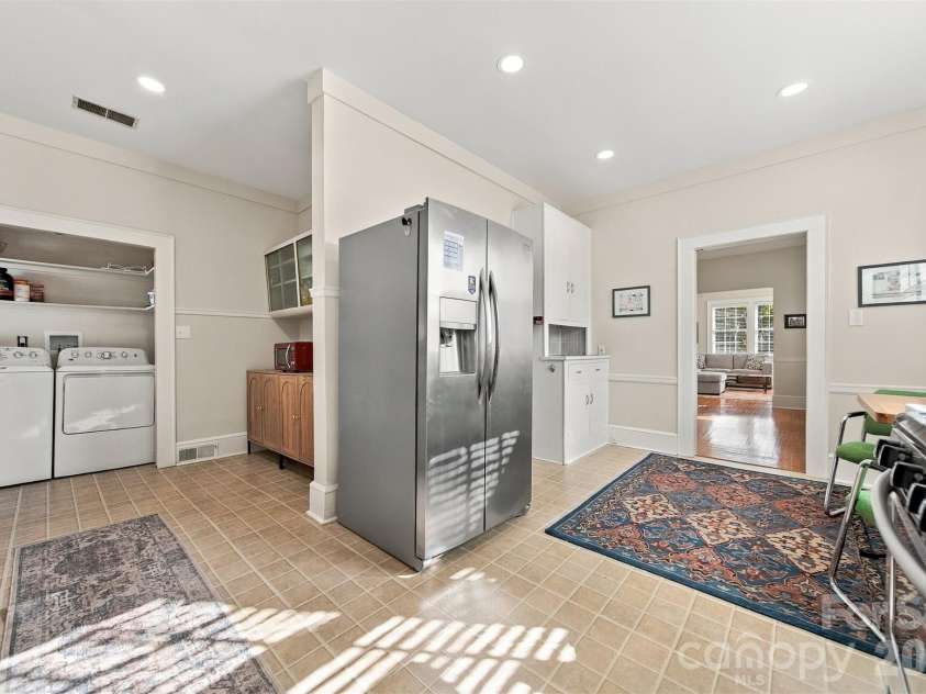 416 Kentwood Street, Lenoir, NC 28645.  MLS# CAR4430589, YatesRealty ID 55711. 