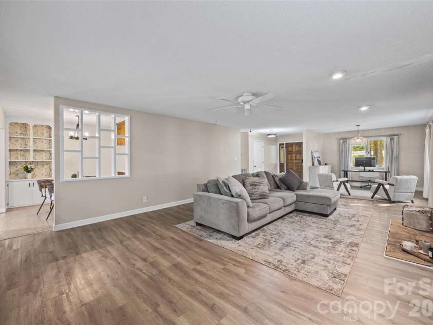 1465 Friar Road, Rock Hill, SC 29732.  MLS# CAR4430643, YatesRealty ID 55713. 