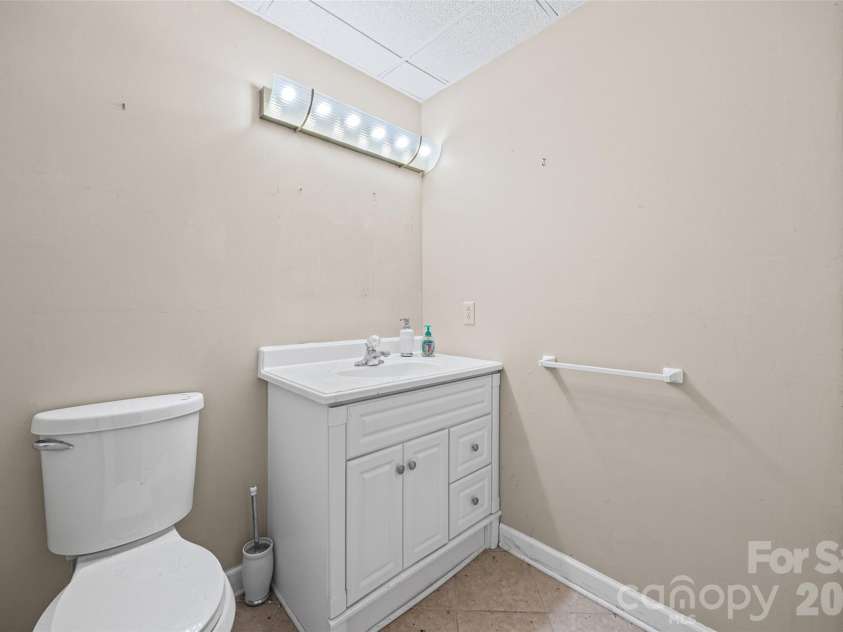 1465 Friar Road, Rock Hill, SC 29732.  MLS# CAR4430643, YatesRealty ID 55713. 