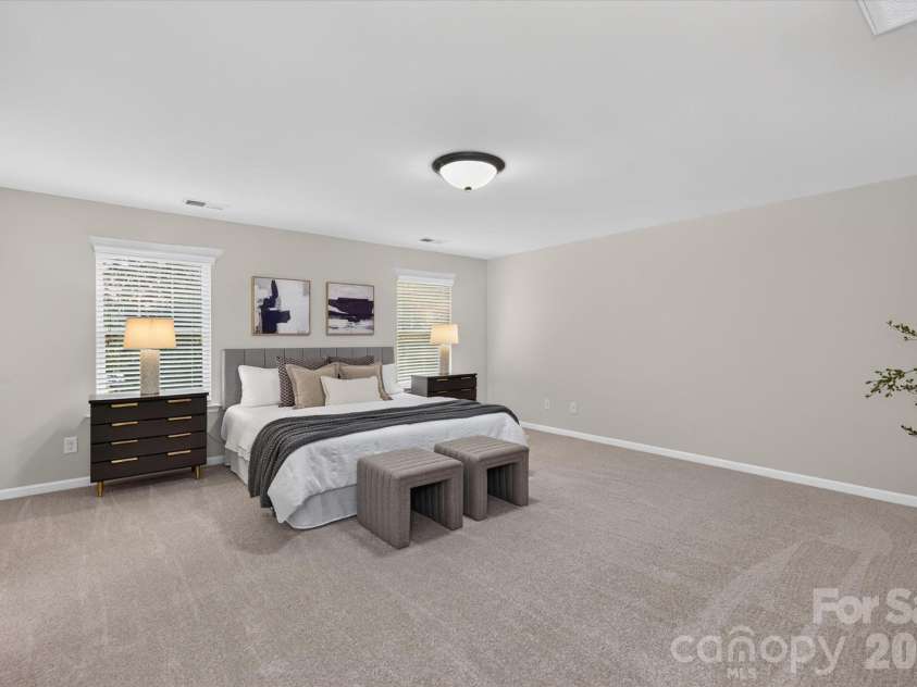 2712 Lawson Drive, Waxhaw, NC 28173.  MLS# CAR4430224, YatesRealty ID 55714. Primary Bedroom