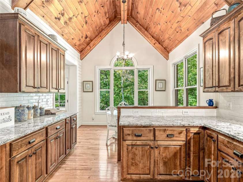 40 Ulvda Court, Brevard, NC 28712.  MLS# CAR4430027, YatesRealty ID 55715. 