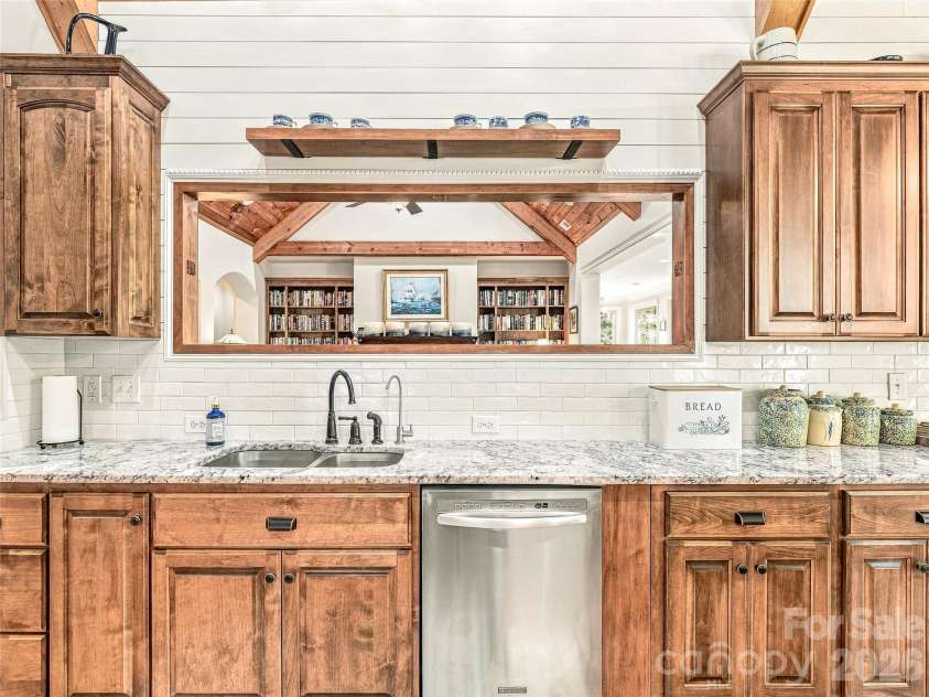 40 Ulvda Court, Brevard, NC 28712.  MLS# CAR4430027, YatesRealty ID 55715. 