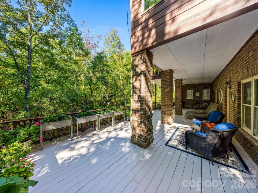 40 Ulvda Court, Brevard, NC 28712.  MLS# CAR4430027, YatesRealty ID 55715. 
