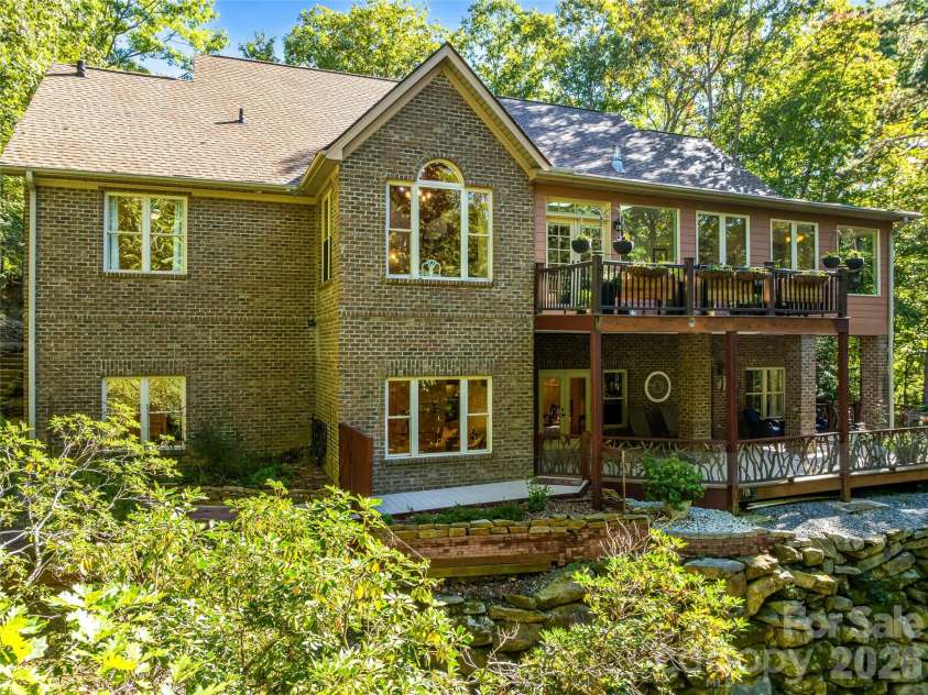 40 Ulvda Court, Brevard, NC 28712.  MLS# CAR4430027, YatesRealty ID 55715. 