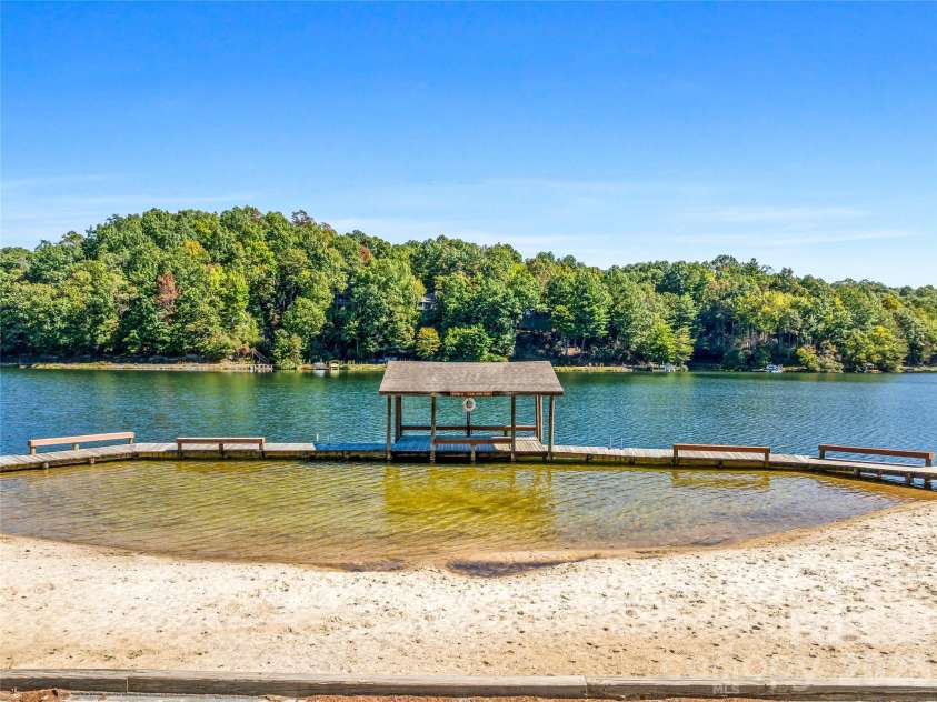 40 Ulvda Court, Brevard, NC 28712.  MLS# CAR4430027, YatesRealty ID 55715. 