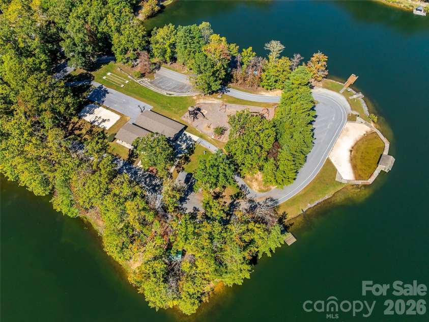 40 Ulvda Court, Brevard, NC 28712.  MLS# CAR4430027, YatesRealty ID 55715. 