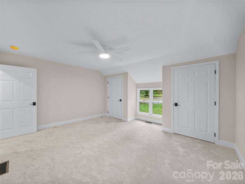 18 Carriage Park Way, Hendersonville, NC 28791.  MLS# CAR4430062, YatesRealty ID 55719. 
