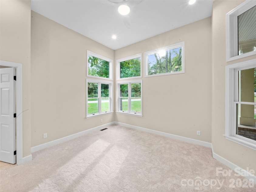 18 Carriage Park Way, Hendersonville, NC 28791.  MLS# CAR4430062, YatesRealty ID 55719. 