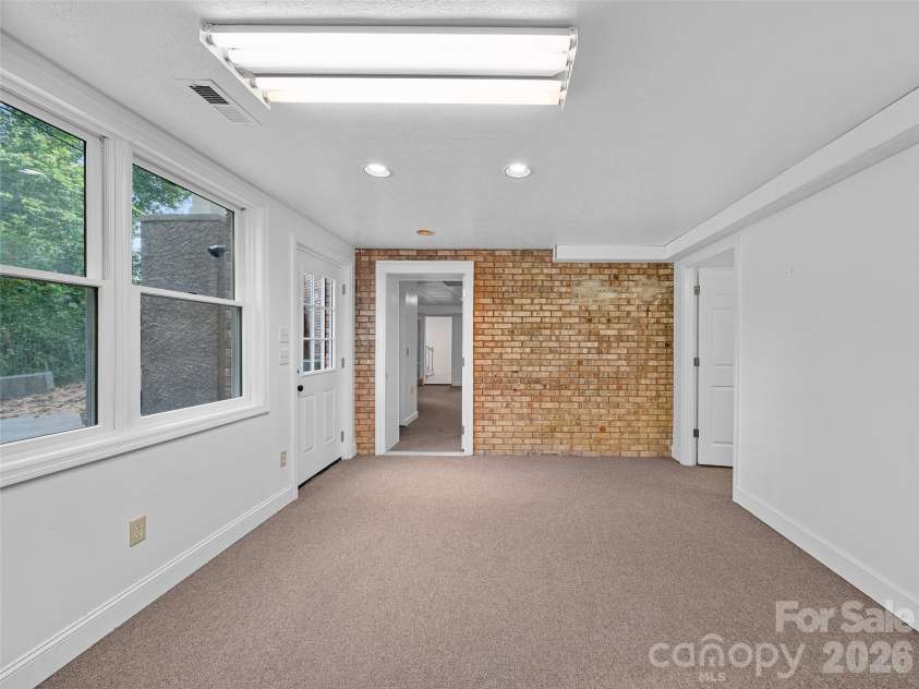 18 Carriage Park Way, Hendersonville, NC 28791.  MLS# CAR4430062, YatesRealty ID 55719. 