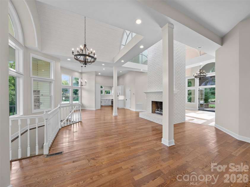 18 Carriage Park Way, Hendersonville, NC 28791.  MLS# CAR4430062, YatesRealty ID 55719. 