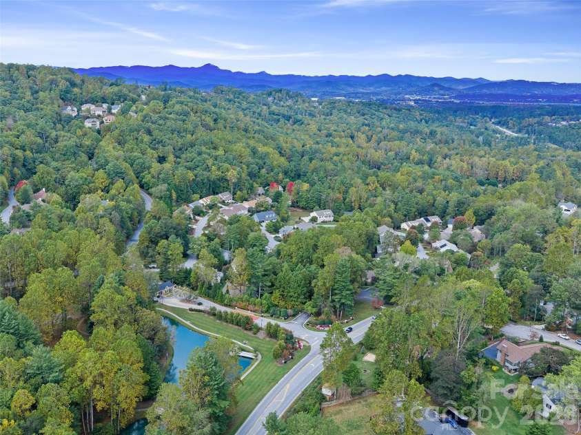 18 Carriage Park Way, Hendersonville, NC 28791.  MLS# CAR4430062, YatesRealty ID 55719. 