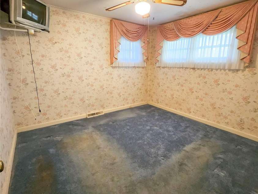 519 Broome Street, Monroe, NC 28110.  MLS# CAR4360770, YatesRealty ID 5572. 