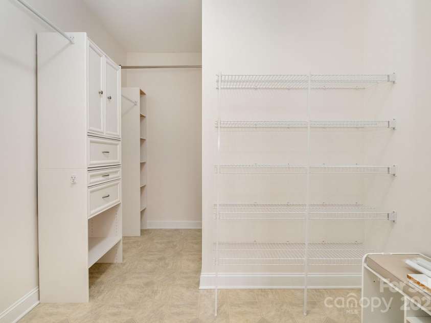 6823 Manatee Drive, Concord, NC 28025.  MLS# CAR4267716, YatesRealty ID 5572. 