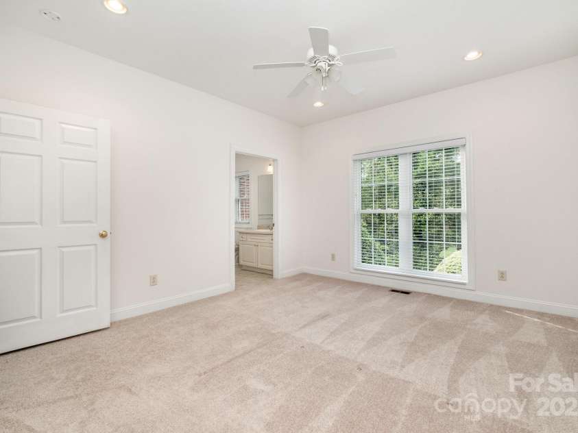 6823 Manatee Drive, Concord, NC 28025.  MLS# CAR4267716, YatesRealty ID 5572. 