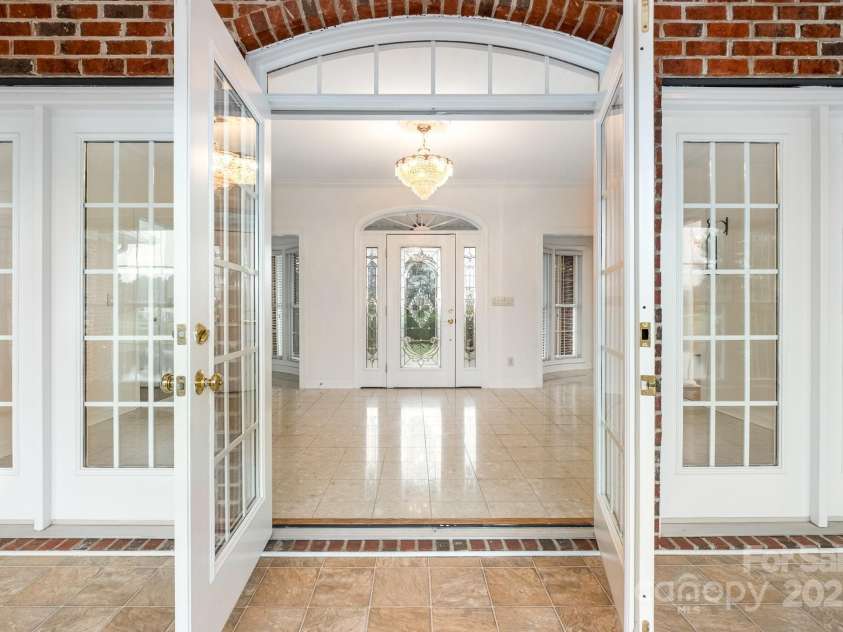 6823 Manatee Drive, Concord, NC 28025.  MLS# CAR4267716, YatesRealty ID 5572. 