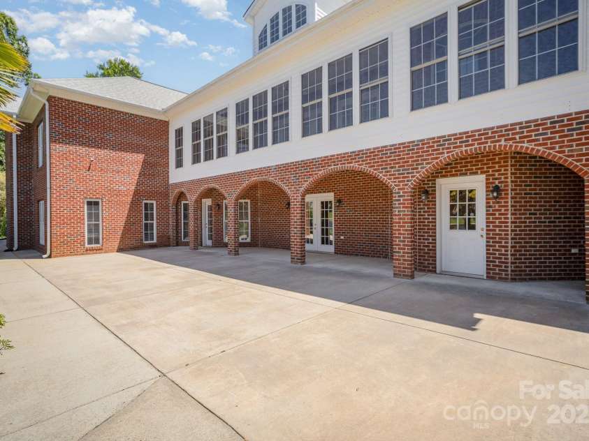 6823 Manatee Drive, Concord, NC 28025.  MLS# CAR4267716, YatesRealty ID 5572. 