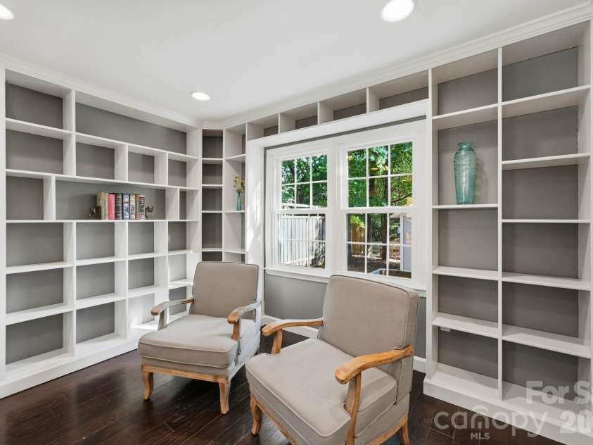 6213 Bevington Place, Charlotte, NC 28277.  MLS# CAR4429693, YatesRealty ID 55722. 