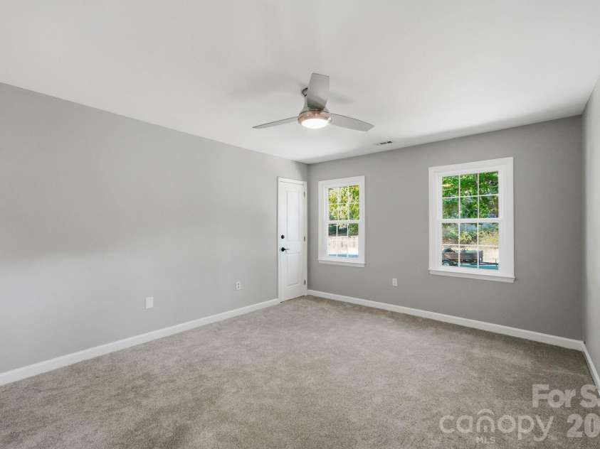 6213 Bevington Place, Charlotte, NC 28277.  MLS# CAR4429693, YatesRealty ID 55722. 