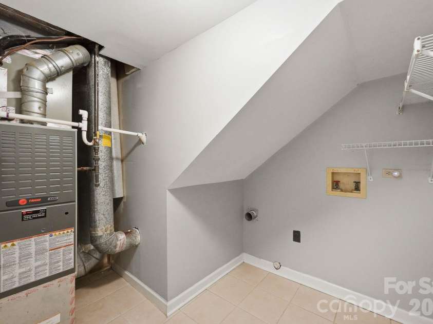 6213 Bevington Place, Charlotte, NC 28277.  MLS# CAR4429693, YatesRealty ID 55722. 