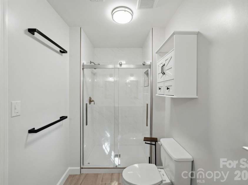 6213 Bevington Place, Charlotte, NC 28277.  MLS# CAR4429693, YatesRealty ID 55722. 