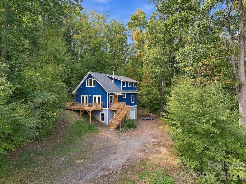 15 Shytle Lane, Fletcher, NC 28732.  MLS# CAR4429612, YatesRealty ID 55723. 