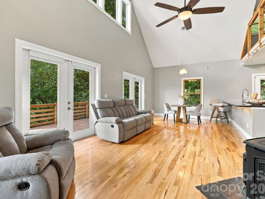 15 Shytle Lane, Fletcher, NC 28732.  MLS# CAR4429612, YatesRealty ID 55723. 