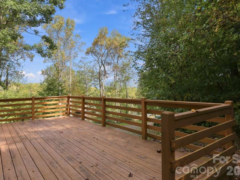 15 Shytle Lane, Fletcher, NC 28732.  MLS# CAR4429612, YatesRealty ID 55723. 